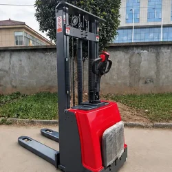 Stoccatore elettrico 1000 kg alza h. 1600 mm
